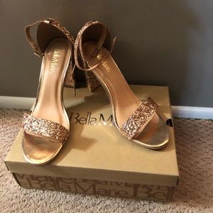 🌟2/$15🌟 Rose gold glitter heels